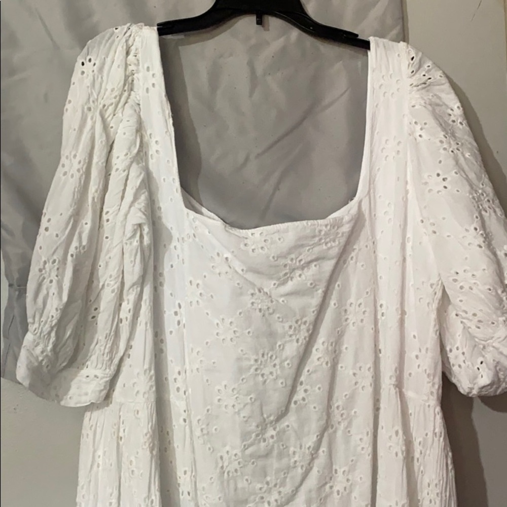 AE white dress